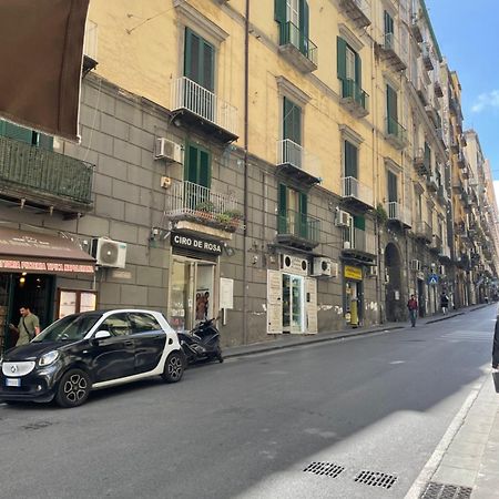 Apartamento Il Giglio Rosso Nápoles Exterior foto